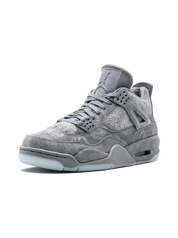 Air Jordan 4 - Kaws